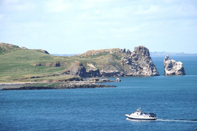 1 Hour Boat Trip From Howth to Dun Laoghaire - Date and Travelers