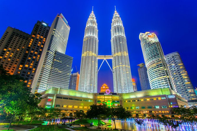 *19 Hrs Kuala Lumpur & Melaka Touch&Go Car Fun Tour From Singapore W Tour Guide - Overview and Highlights