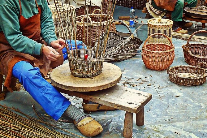2-Hour Guided Walking Tour of the Artisans and Shopping in Ortigia - Tour Details