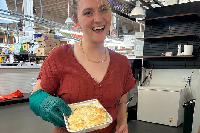 2 Hour Historic Market Food Tour and Hands-On Biscuit Class - Meeting and Pickup