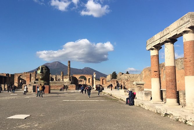 2 Hours Walking Tour in Pompeii With an Archaeologist - Tour Highlights