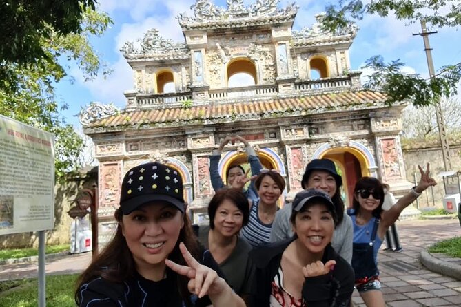 3-Hour Hue Royal Palace Small Group Guided Walking Tour - Learning About Hues History and Culture