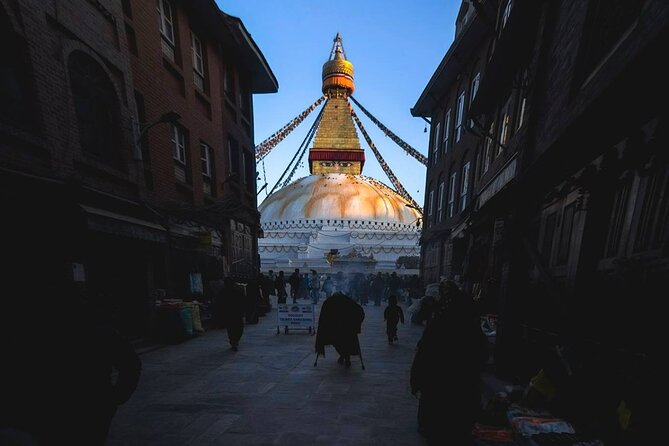 3 Hours Walking Tour at PashupatiNath and BoudhaNath - Tour Duration and Starting Point