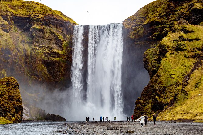 4-Day Iceland: Golden Circle, South Coast, Volcano Hike & Northern Lights - Tour Details and Highlights
