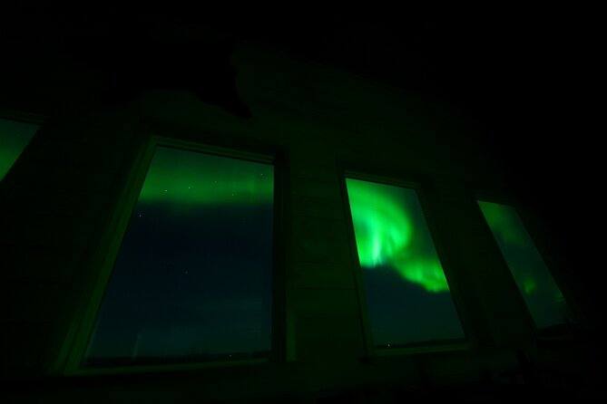 4-Hour Aurora Viewing With FREE Photography at Aurora Camp - Location and Pickup
