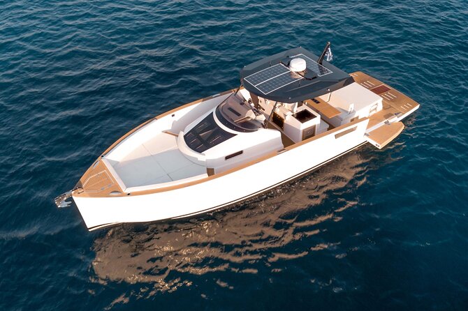 5 Hour Private Yacht Cruise in Mykonos Tesoro 40 - Yacht Specifications and Features