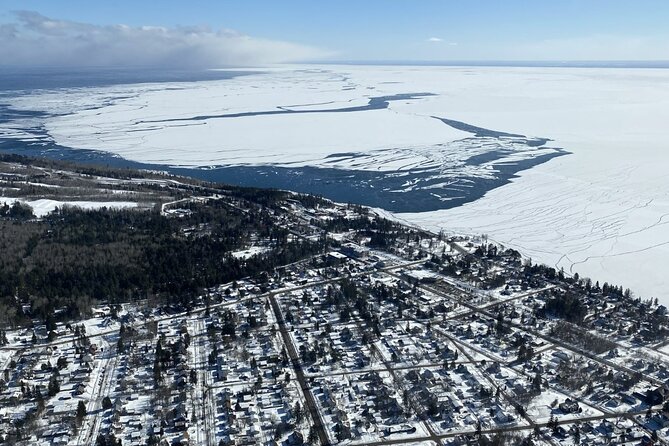 60-Mile Ultimate Helicopter Tour Over Duluth and Lake Superiors North Shore - Scenic Landmarks and Views