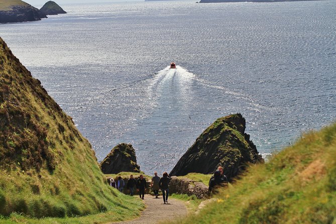 7-Day Ireland to Island Small Group Tour From Dublin - Transportation Options