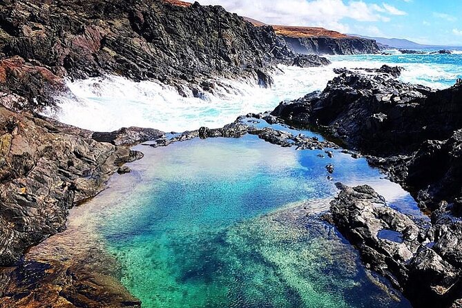 7-Hour Private Tour to the Wonders of Fuerteventura - Tour Overview