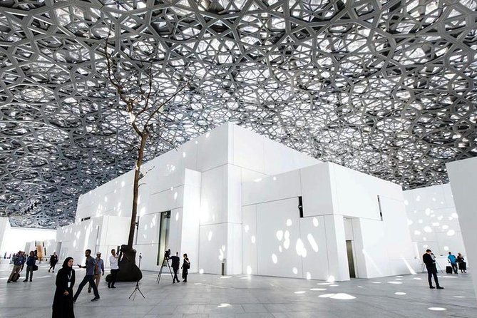 Abu Dhabi Sightseeing With Louvre Museum & Grand Mosque With 5* Lunch - Dress Code for Visiting Sheikh Zayed Grand Mosque