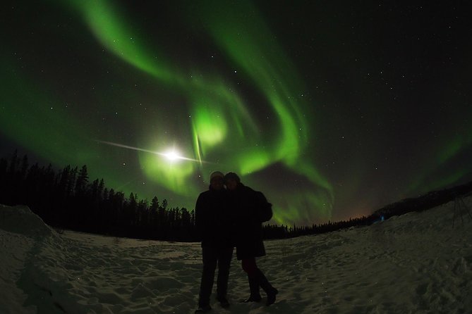 Active Winter Adventure in Yukon 5 Days - Winter Wonderland Flight