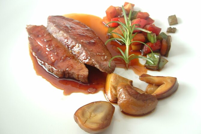 Albariño Wine, Gourmet Gastronomy, and Luxus Hotel in Rías Baixas - Albariño Wine Tasting Experience