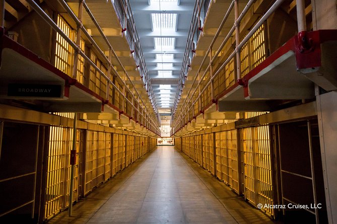 Alcatraz Inside With Fishermans Wharf Lunch Credit - Overview of the Tour