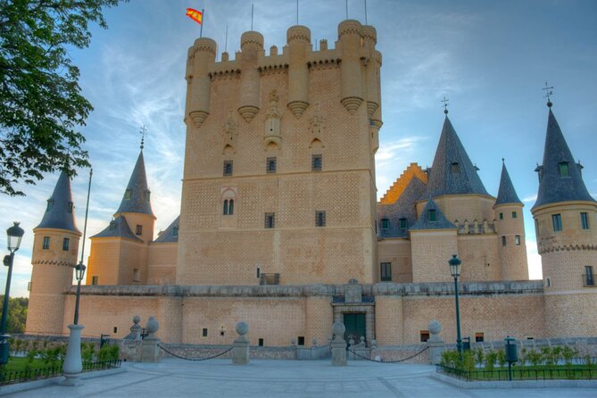 Alcázar De Segovia E-Ticket With Audio Tour on Your Phone - Review and Rating Highlights