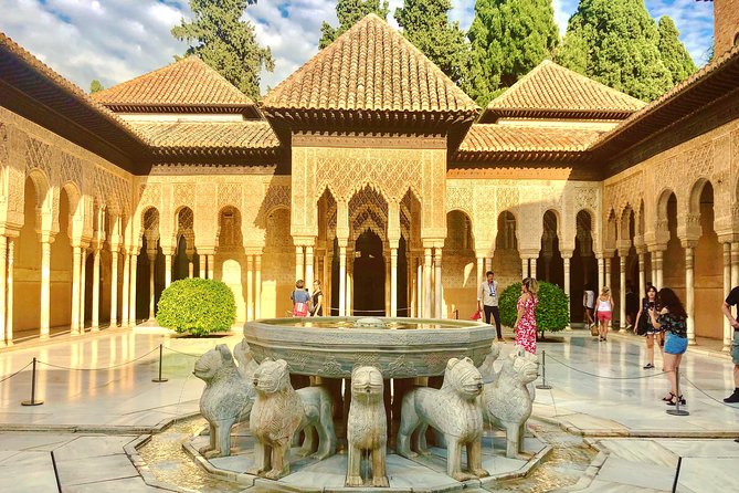 Alhambra Private Tour With Pick up Service and Tickets - Overview and Highlights of the Alhambra Private Tour