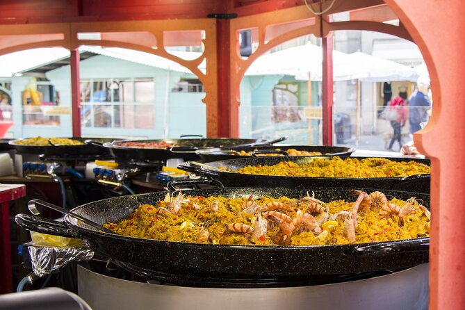 Alicante PRIVATE Food Tour With Locals: 10 Food & Drink Tastings Included - Private Tour With Local Guides
