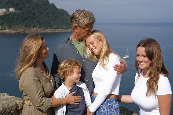 All Inclusive Private Family Photoshoot in San Sebastian - Additional Information and Participation