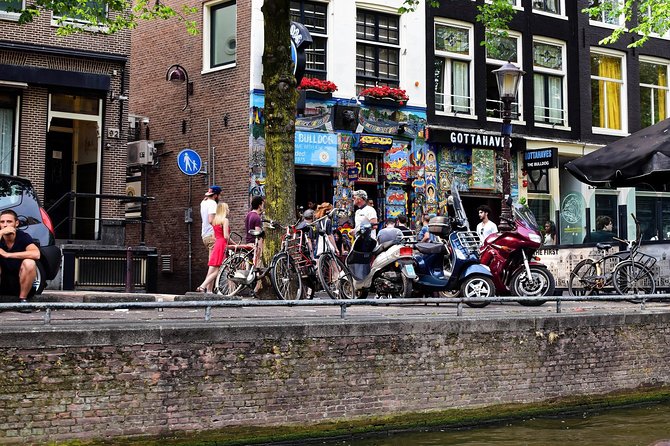 Amsterdam Shopping Tour With a Local: 100% Personalized & Private - Overview of the Tour Experience