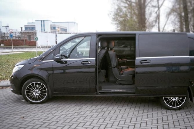 Antwerp Shuttle Transfer - Schipol Airport Amsterdam (1 to 8 Places) - Shuttle Transfer Service From Schipol Airport
