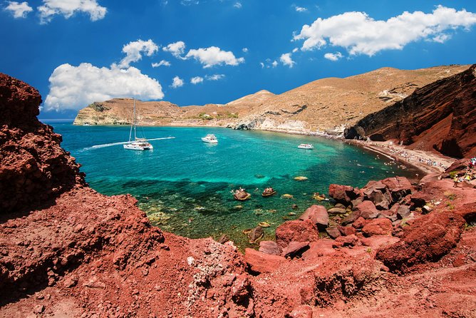 Archaeological Bus Tour to Akrotiri Excavations & Red Beach - Tour Highlights and Itinerary
