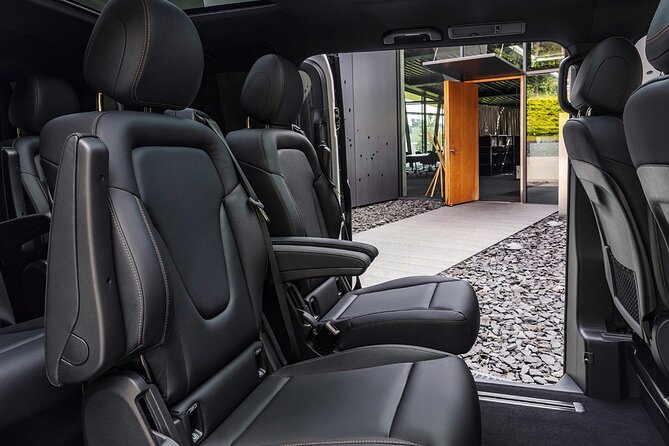 Arrival Private Transfer From Bergen Airport BGO to Bergen by Luxury Minivan - Transfer Service Details