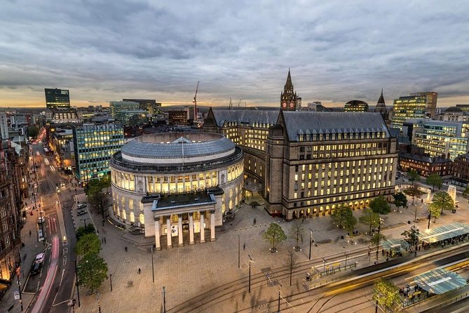 Arrival Private Transfer: Manchester Airport MAN to Manchester in Luxury Van - Overview and Service Details