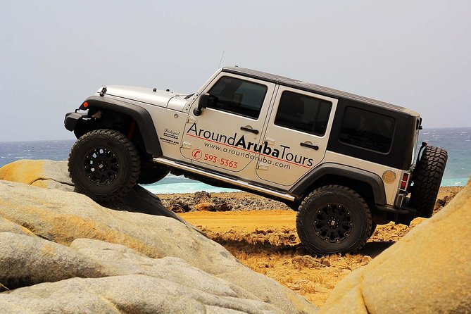 Aruba Private Luxury Jeep Tours With Exciting Attractions and Panoramic Views - Tour Overview