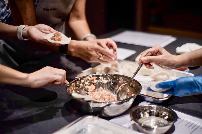 Asian Cooking Experience in Singapore - Fragrant Oil Creation