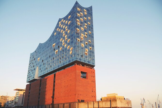 Audio Guide Tour Elbphilharmonie - Meeting Point and Pickup