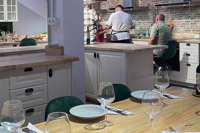 Basque Pintxos and Tapas Cooking Class in Bilbao - Booking Details and Logistics