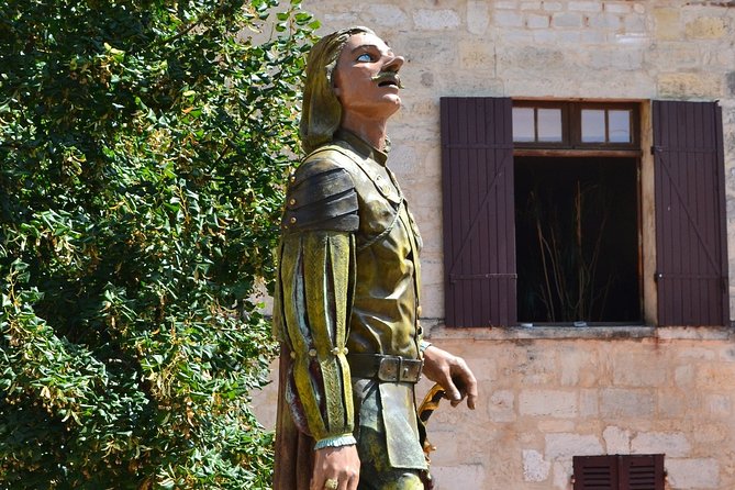 Bergerac Private Walking Tour With A Professional Guide - Overview of Bergeracs Rustic Charm