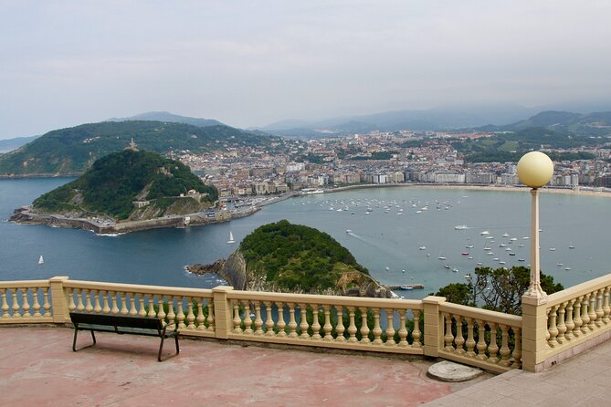 Best of San Sebastian Walking Tour With Boat Ride & Old Town - Discover San Sebastians Old Town Charm