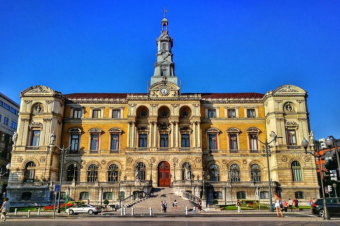Bilbao Private Walking Tour - Historic Sites and Landmarks