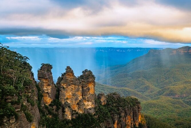 Blue Mountains Day Trip With Wines, Hikes & Lookouts - Scenic Hiking Trails