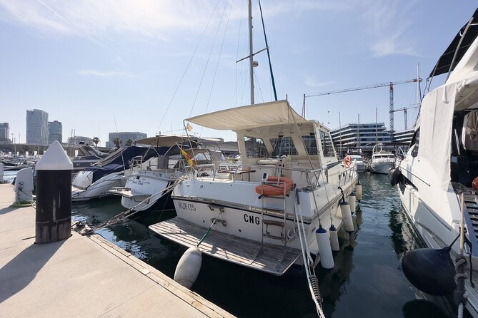 Boat Tour for 2 Hours in Barcelona - Tour Highlights