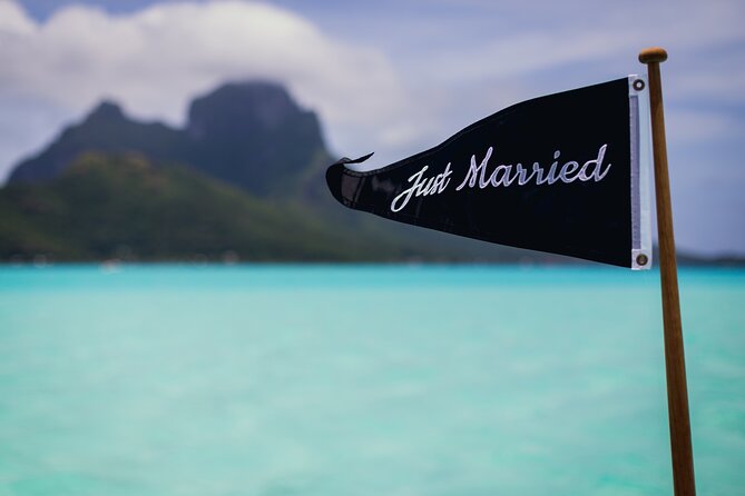 Bora Bora Private Wedding Transfer - Selecting Date and Travelers