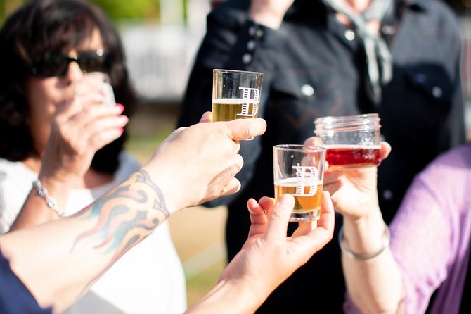Brewery Tour of the Sunshine Coast - Craft Beer Paradise