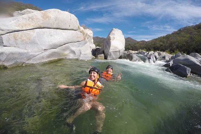 Canyoning in the Zimatán River Canyon - Canyoning: An Adrenaline-Packed Adventure