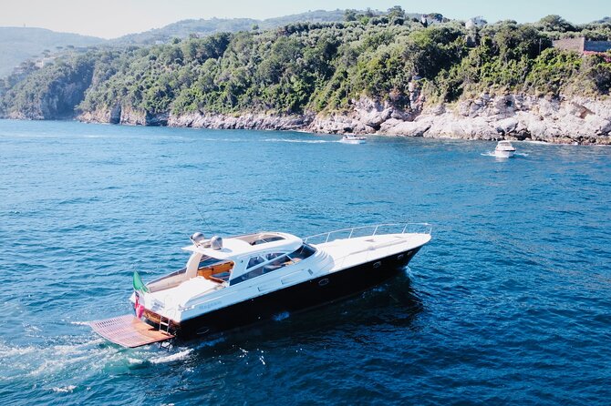 Capri & Amalfi Coast Luxury Tour on MAGNUM 53 Sport - Luxury Yacht Experience