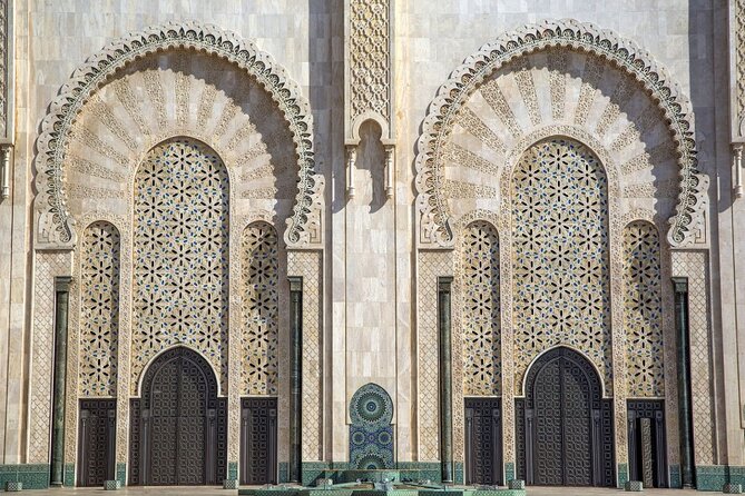 Casablanca Guided Private Tour Including Mosque Entrance - Pricing and Reservation Details