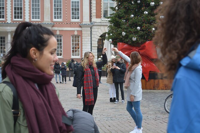 Charles Dicken Christmas Walking Tour in London - Inclusions