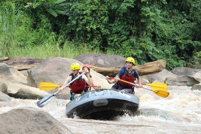Chiang Mai Rafting in Mae Taeng River With Thai Buffet - Overview of the Mae Taeng River Rafting Tour