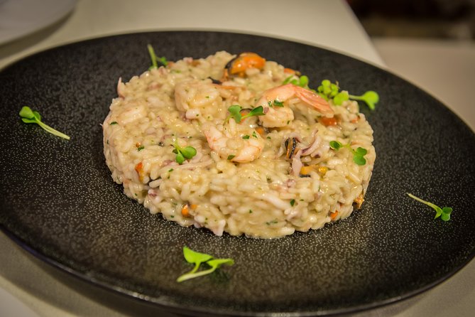 Cinque Terre Cooking Lesson in La Spezia - Overview and Logistics