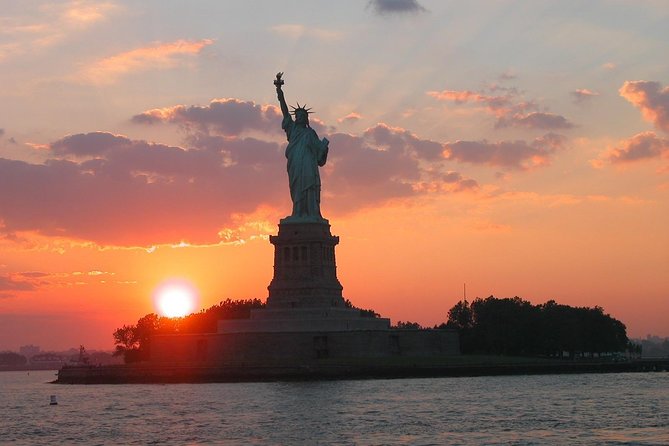 Circle Line: New York City Harbor Lights Cruise - Overview and Benefits