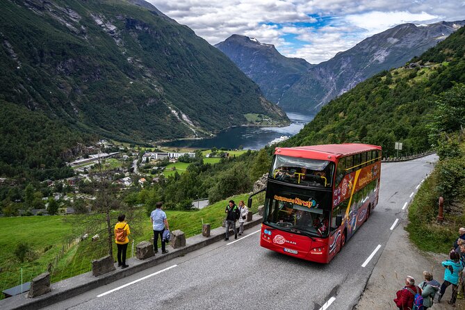 City Sightseeing Geiranger Hop-On Hop-Off Bus Tour - Highlights of the Geiranger Hop-On Hop-Off Bus Tour