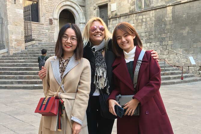 Coffee and Art Tour & Tasting Walking Around Gothic Quarter With Official Guide - Meeting and Pickup Information