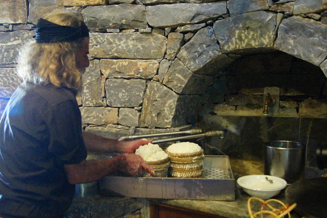 Cretan History & Foodies Safari - Traditional Cretan Cuisine