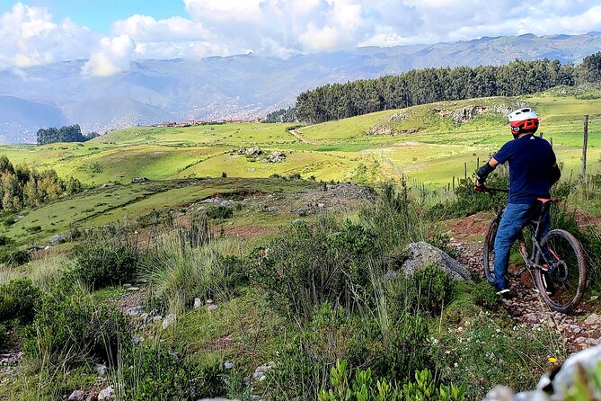 Cusco City Walking Tour Including White Christ and San Blas - Exploring San Blas Neighborhood