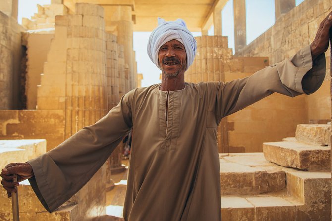 جولة الأهرامات في الجيزة وسقارة - Tour Details