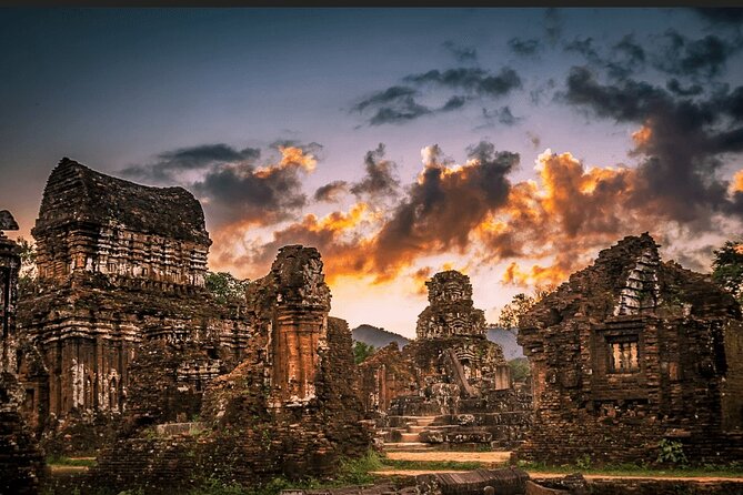 Danang - Hue - Hoi An 4 Days 3 Nights With Small Group Tour - Day 2: Exploring Hue